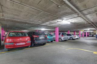 Car parking in CALLE VALENCIA 511