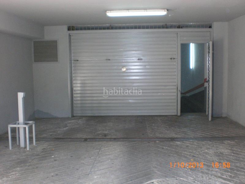 Foto d9dade8b-0e3b-40b4-b20a-c4af127efd2e. Location parking moto dans calle narcis monturiol 37 dans Castelldefels