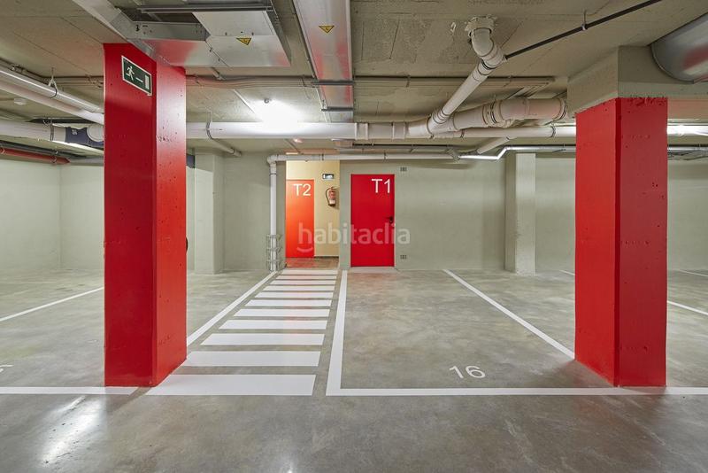 Foto 3932741e-5a5e-4de1-837f-5404f39e63e4. Location parking moto dans calle diputacio dans Fort Pienc Barcelona