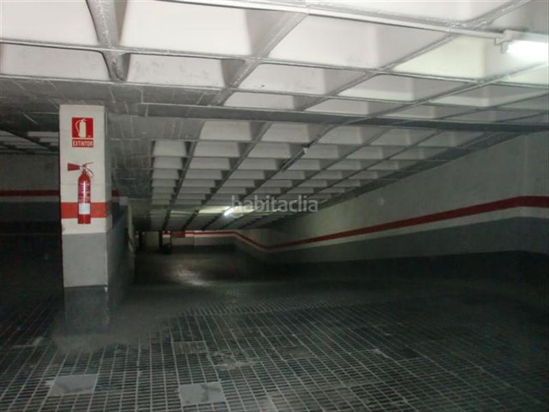 Foto e930798d-a838-4ca8-a76c-bf5e72283af0. Affitto posto auto in calle dr. pi sunye 12 in Pedralbes Barcelona