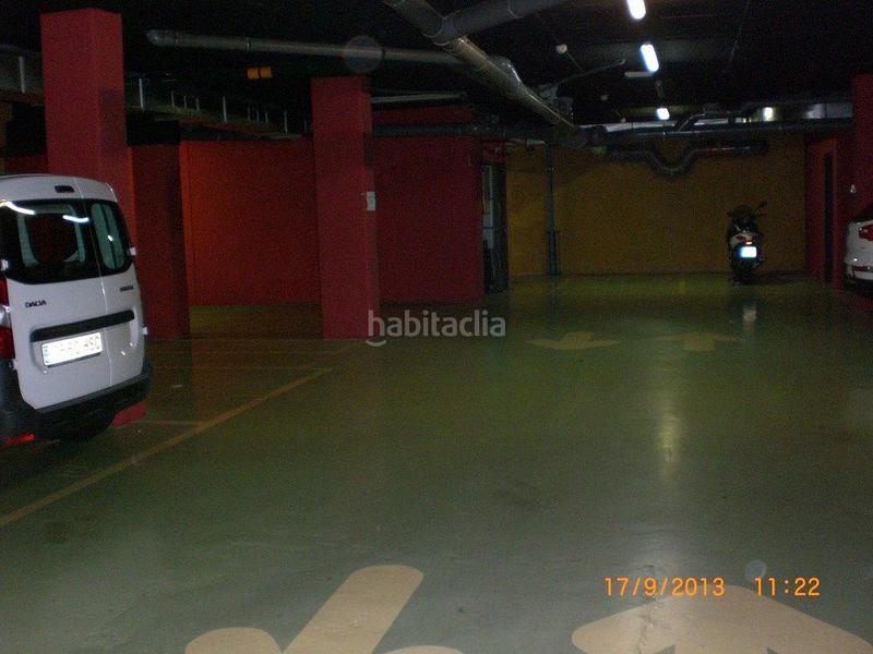 Foto 8ac6c03a-f9ee-4053-95d0-be48791d4191. Alquiler parking coche en ronda paisos catalans 30 en Mataró