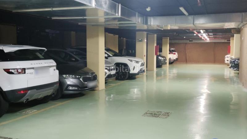 Foto 56db402b-7a42-4c9b-aa16-28edd893016e. Miete motorradparkplatz in calle melcior de palau 135 in Barcelona