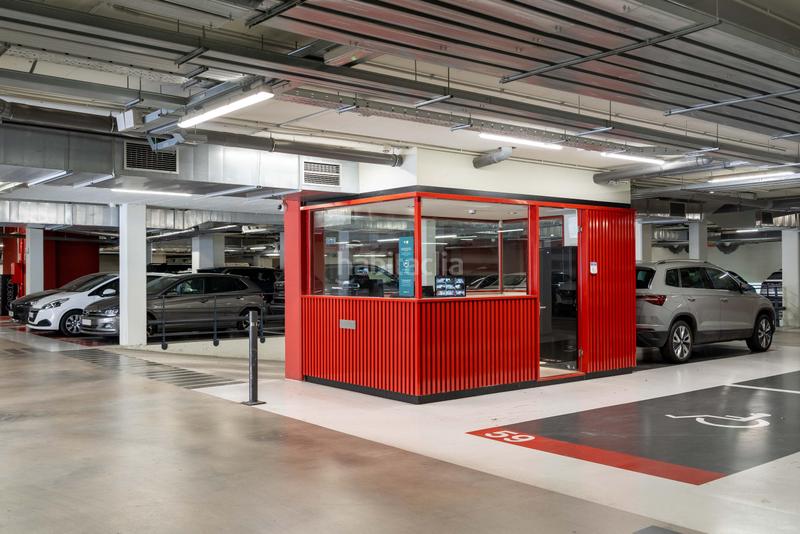 Foto 63078856-a0ec-4355-a8b4-000610686632. Affitto posto moto in calle espronceda 254 in Sant Martí de Provençals Barcelona