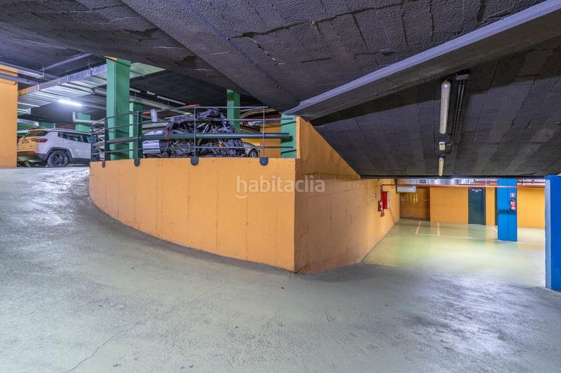 Foto bfa1bf99-5b2b-4b49-93e8-7accab4281b0. Alquiler parking coche en calle riera de cirera 66 en Mataró