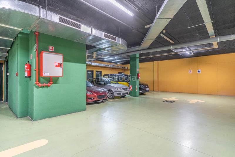 Foto 88cdda1e-73e1-49ee-9b65-46347ceb3d9d. Affitto posto auto in calle riera de cirera 66 in Mataró