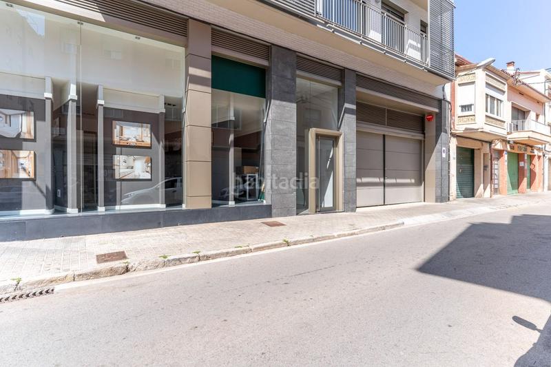 Foto f6c505e1-183c-49a1-a598-06d0ee1c5967. Alquiler parking moto en calle pizarro 88 en Eixample Mataró
