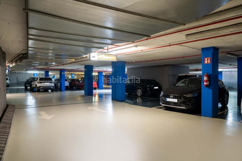 Foto 3a99acc1-023d-451d-8df3-1e6d65c1810f. Alquiler parking coche en calle esteve terradas 17 en Barcelona