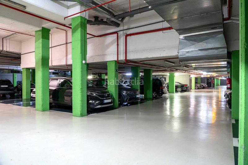 Foto 6ede432f-9afe-4235-9c3c-cd9248a02f2f. Alquiler parking coche en calle esteve terradas 17 en Barcelona