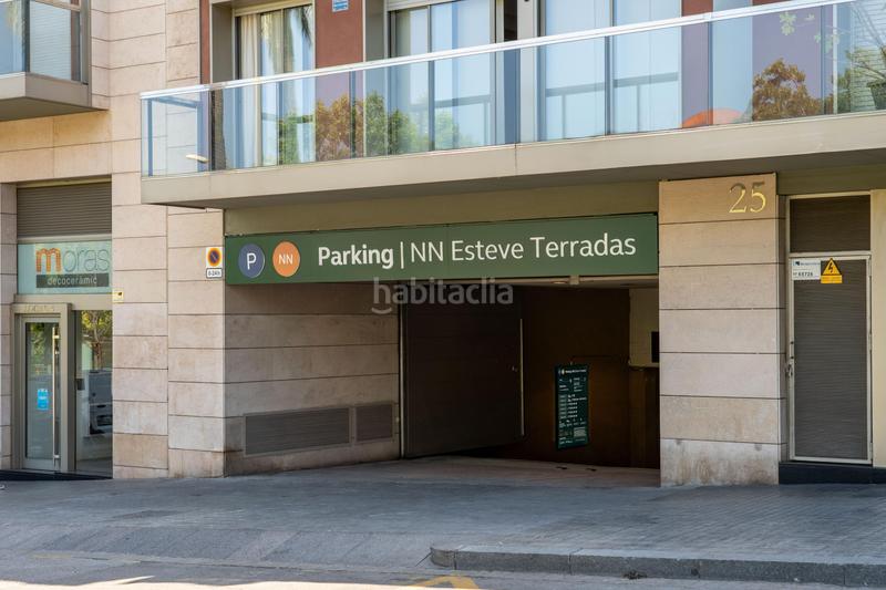 Foto 967ce0ea-1152-4e8f-b1af-07af1777d4cc. Alquiler parking coche en calle esteve terradas 17 en Barcelona