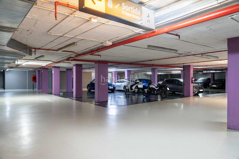 Foto c3181653-e79e-4eba-82af-f79b857b4292. Rent car parking in calle esteve terradas 17 in Vallcarca - Penitents Barcelona