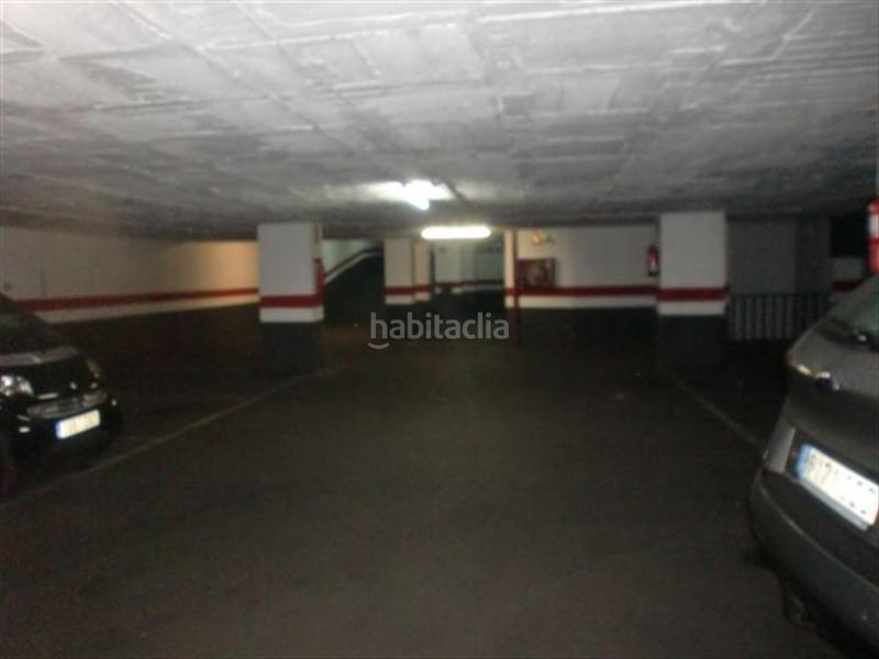 Foto ba664e2d-fbfc-4901-be44-2becd396be33. Alquiler parking coche en calle doctor pere i pons 9 en Barcelona