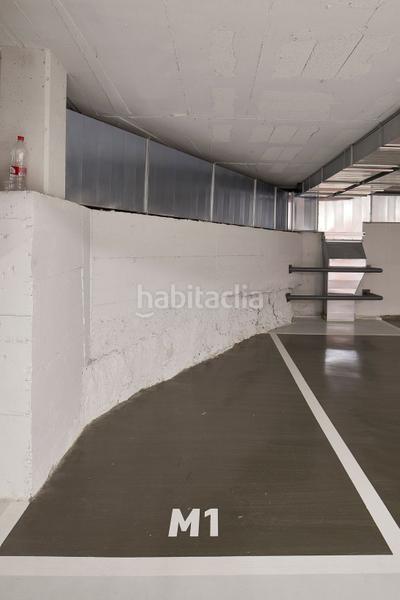 Foto 4ec8f957-be6d-4be1-9afb-a73e89688841. Alquiler parking moto en avenida meridiana 256 en Barcelona