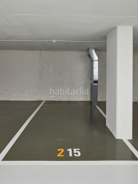 Foto ffd6d687-dc5e-480e-9806-c1bb1120d2fa. Alquiler parking moto en avenida meridiana 256 en Barcelona