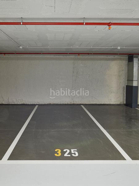 Foto 2c7a77a2-588b-49f2-94f7-c5f290e214ba. Rent motorcycle parking in avenida meridiana 256 in Barcelona