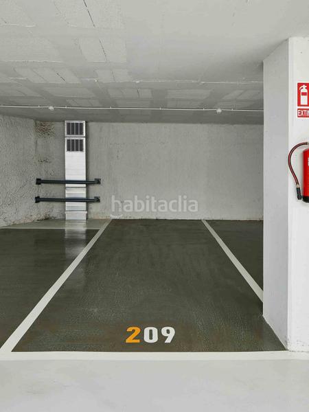 Foto 8d043c29-45bc-460c-8ec4-b7124e6607d0. Rent motorcycle parking in avenida meridiana 256 in Barcelona