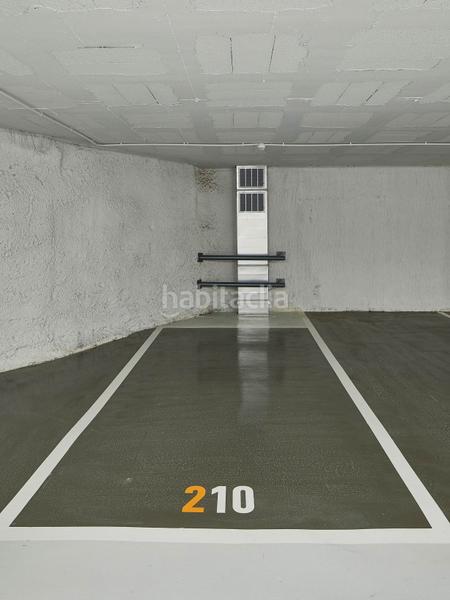 Foto 97fe8111-582c-4b62-a83f-afbb37584cc6. Rent motorcycle parking in avenida meridiana 256 in Barcelona