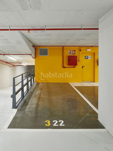 Foto fc460fe5-a425-42bb-b187-2bee4cd4ed27. Alquiler parking coche en avenida meridiana 256 en Barcelona