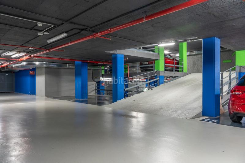 Foto 2a4c0e47-9442-466e-89ec-b9f48d6e56cf. Rent car parking in calle carreras candi 62-6 in Sants-Badal Barcelona