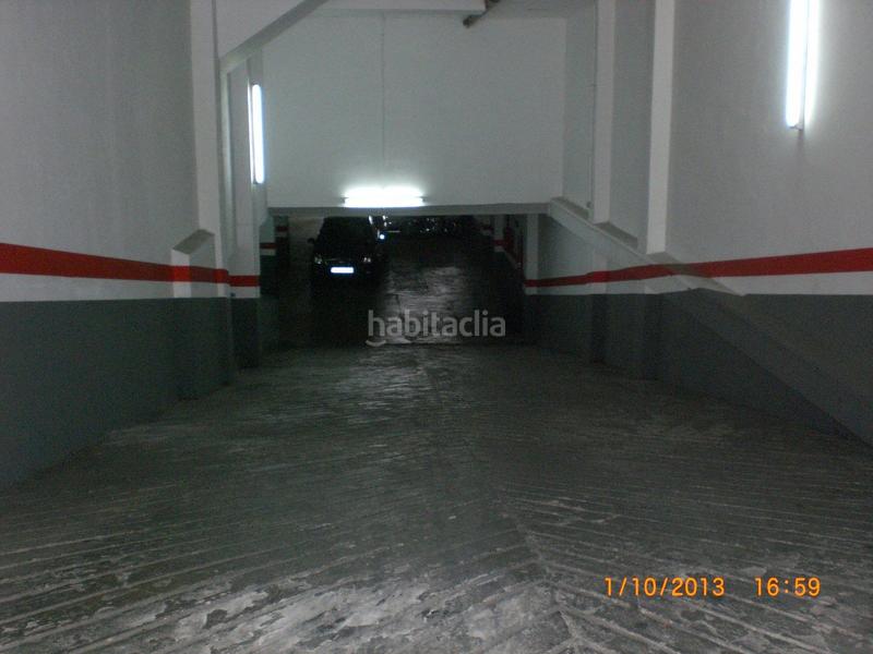 Foto 118d00f2-8af3-4c99-b099-5c407dd071da. Alquiler parking moto en calle narcis monturiol 37 en Castelldefels