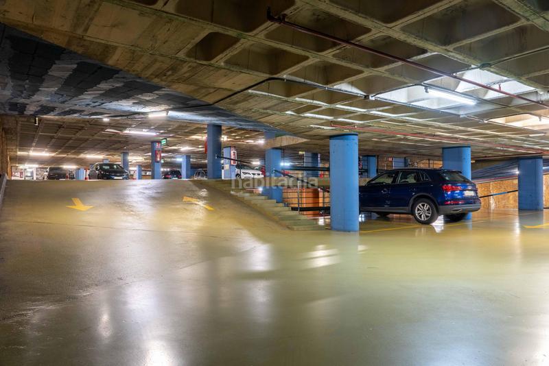 Foto 0ab94c90-64a9-4436-9ec7-86d7906c3196. Alquiler parking moto en calle cister 10 en Sant Gervasi - Bonanova Barcelona