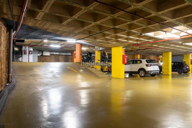 Foto 57ecd315-3fd4-4726-b5bd-223fd577640e. Alquiler parking moto en calle cister 10 en Sant Gervasi - Bonanova Barcelona