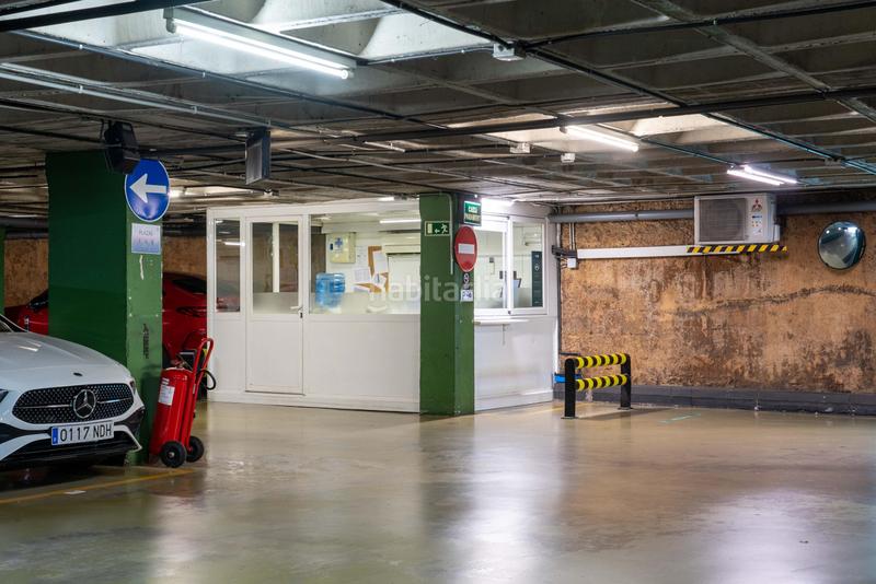 Foto b3fe37ac-e411-4dea-8704-da97095f1403. Alquiler parking moto en calle cister 10 en Sant Gervasi - Bonanova Barcelona