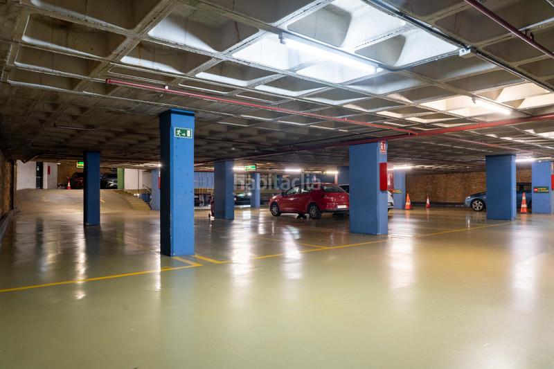 Foto 912aa62b-5a8e-4ec2-9b24-d5fa550d701a. Miete motorradparkplatz in calle cister 10 in Sant Gervasi - Bonanova Barcelona