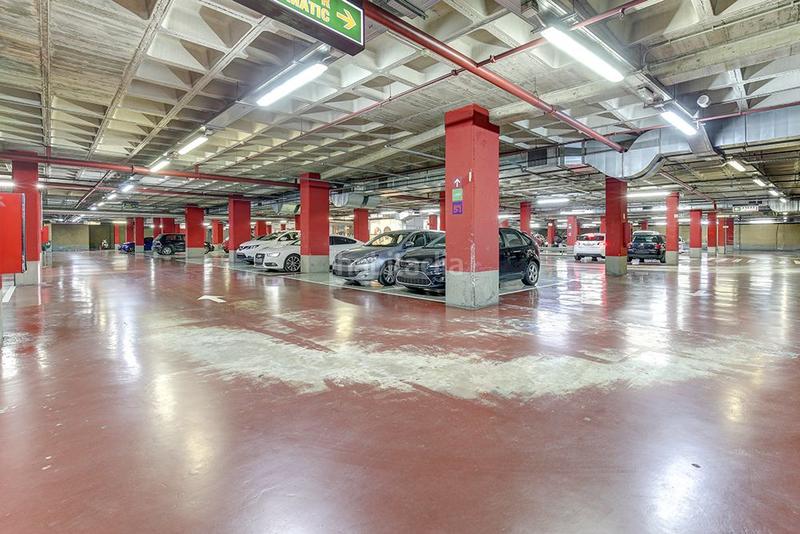 Foto 11de5af8-85a3-4f7a-b7d7-f427e76b5bfd. Alquiler parking coche en calle raval del pallol 1 en Reus