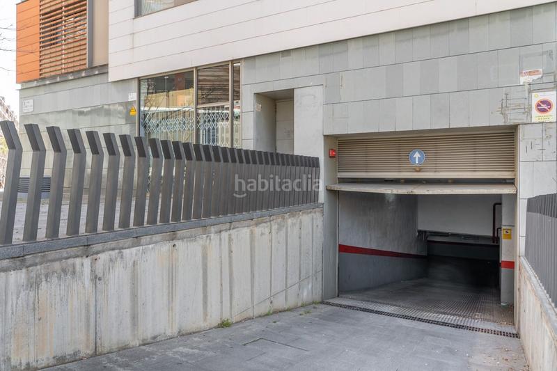 Foto fad4841d-d1ad-437f-abeb-273369b8f08f. Alquiler parking moto en calle ernest lluch 15 en Hospitalet de Llobregat (L´)