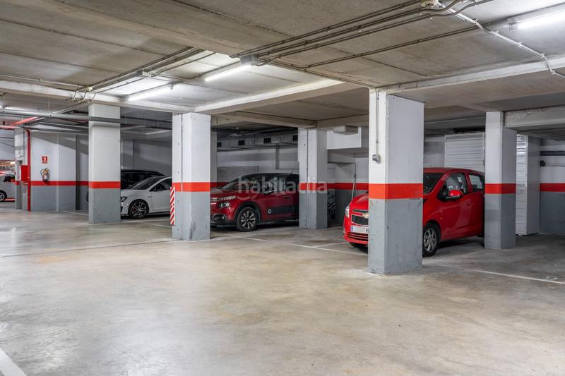 Foto d64924a4-f347-4199-8da4-5b2a66b80d6b. Location parking moto dans calle ernest lluch 15 dans Hospitalet de Llobregat (L´)