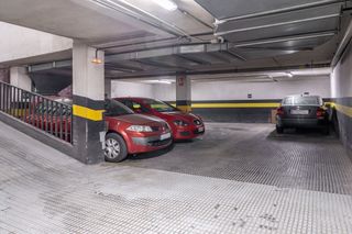 Affitto Posto auto in Calle santa eulalia 168
