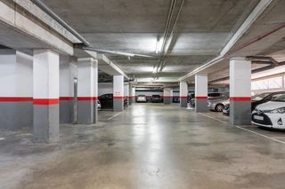 Miete Autoparkplatz in Calle revolt negre 2