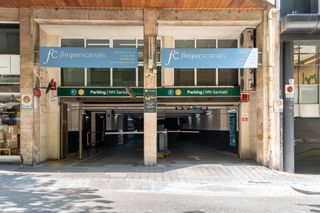 Miete Autoparkplatz in Calle santalo 14