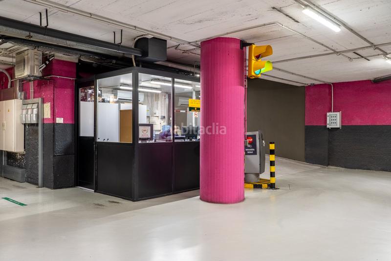 Foto 0c5ab9a0-d49b-401b-a31a-5840aea729a6. Lloguer aparcament cotxe a calle aragó 182 a L´Antiga Esquerra de l´Eixample Barcelona