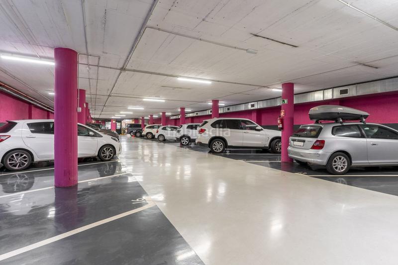 Foto 756c9ffc-1adf-43fb-b23e-79d00b57df3c. Alquiler parking coche en calle aragó 182 en L´Antiga Esquerra de l´Eixample Barcelona