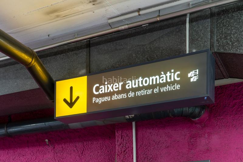 Foto 8774c7e2-2e0d-47ff-afc3-14694e55ff57. Alquiler parking coche en calle aragó 182 en L´Antiga Esquerra de l´Eixample Barcelona