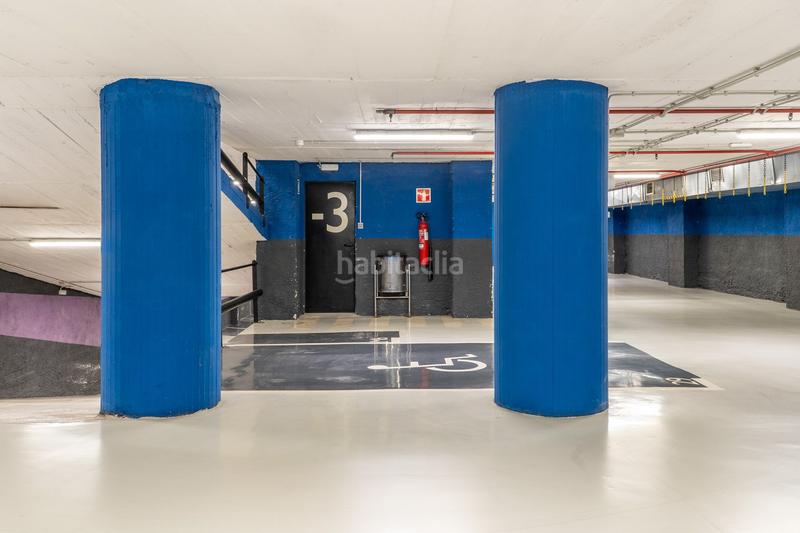 Foto fb5b612d-ff36-4ac2-8e6c-2eeb9efed335. Alquiler parking coche en calle aragó 182 en L´Antiga Esquerra de l´Eixample Barcelona