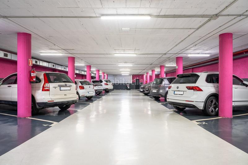 Foto ec64600d-751a-42f5-90cb-19af87323ffa. Rent car parking in calle aragó 182 in L´Antiga Esquerra de l´Eixample Barcelona