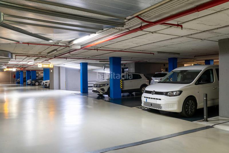 Foto 5395e57d-a32d-4421-bd33-ed25ce8ceecb. Alquiler parking moto en calle esteve terradas 17 en Barcelona