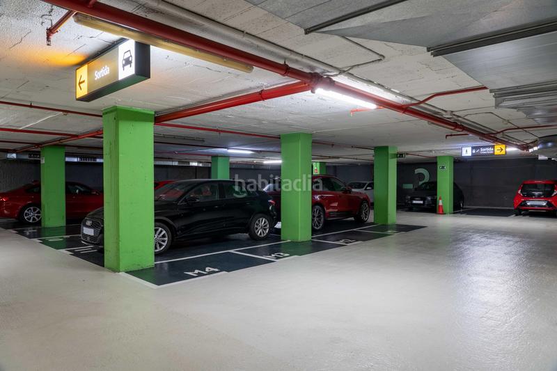 Foto e921982e-3d3c-4929-8ab7-49542bdcd665. Alquiler parking moto en calle esteve terradas 17 en Barcelona