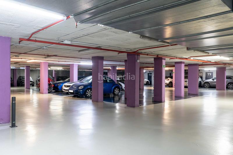 Foto 433620a8-d343-4bc9-9c37-11bed11b33e3. Miete motorradparkplatz in calle esteve terradas 17 in Barcelona