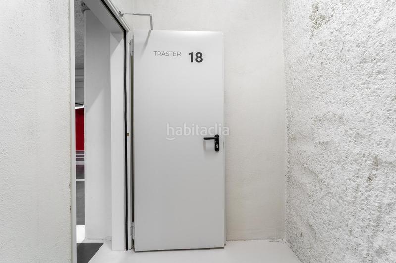 Foto 35cbe450-b005-42ad-bf4d-01fa64b44d6e. Alquiler parking coche en avenida sant joan despi 4 en Sant Joan Despí