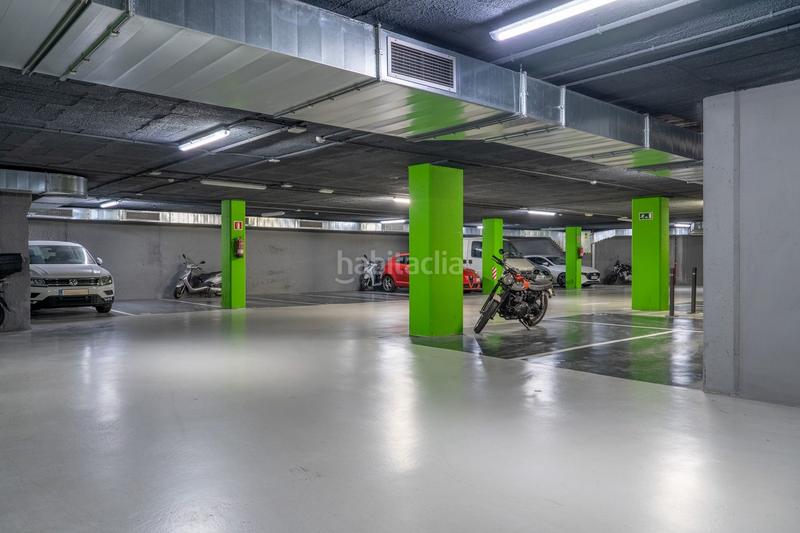 Foto 384b54cc-2f3f-437f-9e43-772a630feb96. Lloguer aparcament de moto a calle lepant 199 a Fort Pienc Barcelona