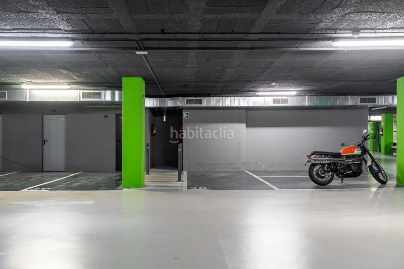 Foto 10dee426-31e6-4cc9-a657-f9c27e1eefc1. Alquiler parking moto en calle lepant 199 en Fort Pienc Barcelona