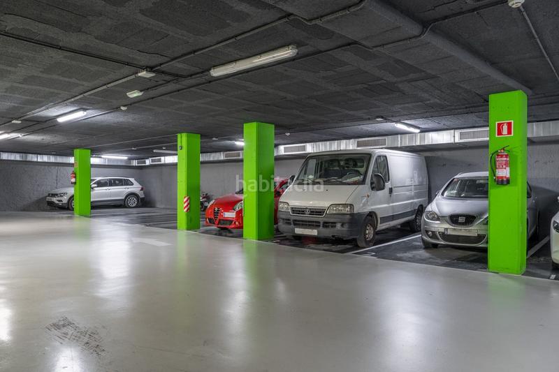 Foto 7f4cc8f9-4780-41eb-a14f-35792df0e51c. Alquiler parking moto en calle lepant 199 en Fort Pienc Barcelona