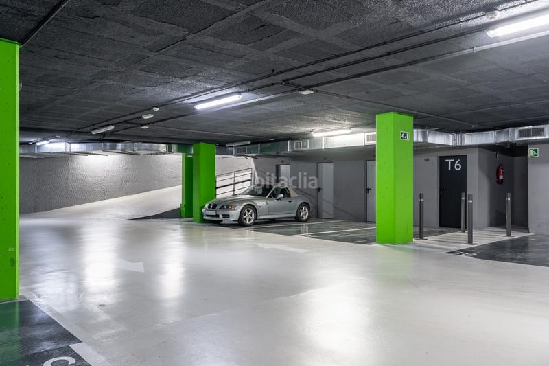 Foto c05936f0-8ec2-4e79-89d5-310836bb30d6. Alquiler parking moto en calle lepant 199 en Fort Pienc Barcelona