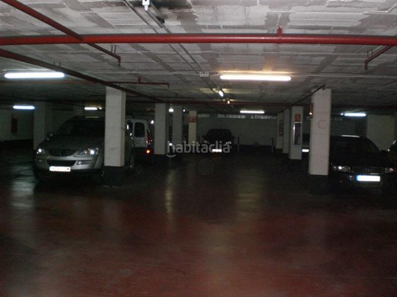Foto 8f06e4a4-e2d9-4f5f-8a74-c085804007f7. Lloguer aparcament cotxe a calle bejar 65 a Hostafrancs Barcelona