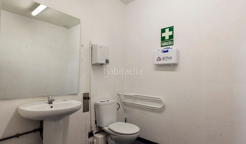 Foto 1d35fe02-1266-43fe-9099-f52cbd5424e6. Alquiler local comercial en calle raval del pallol 1 en Reus