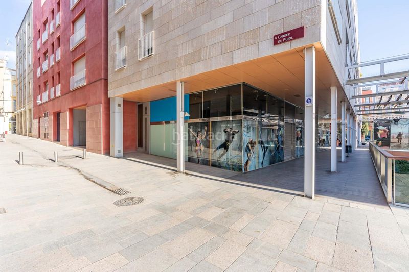 Foto a311b6fa-7d79-488f-abd0-9ef9d4f646c1. Alquiler local comercial en calle raval del pallol 1 en Reus