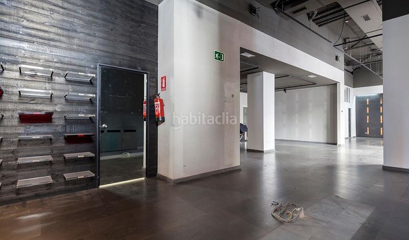 Foto d381e884-04ed-42fe-9d88-2a42d0a843e2. Alquiler local comercial en calle raval del pallol 1 en Reus